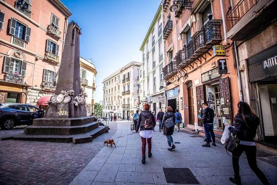 Piazza Martiri Flat Daire Cagliari Dış mekan fotoğraf
